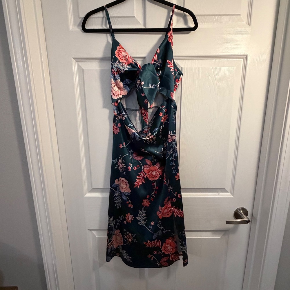 Floral Satin Midi Dress with Cutout Detail - Green/Pink